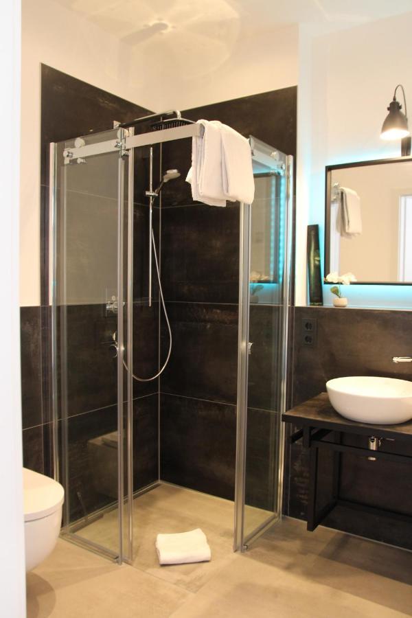 Mosel-Loggia - Luxusapartment -Terrass - Klimaanlage ترابن ترارباخ المظهر الخارجي الصورة