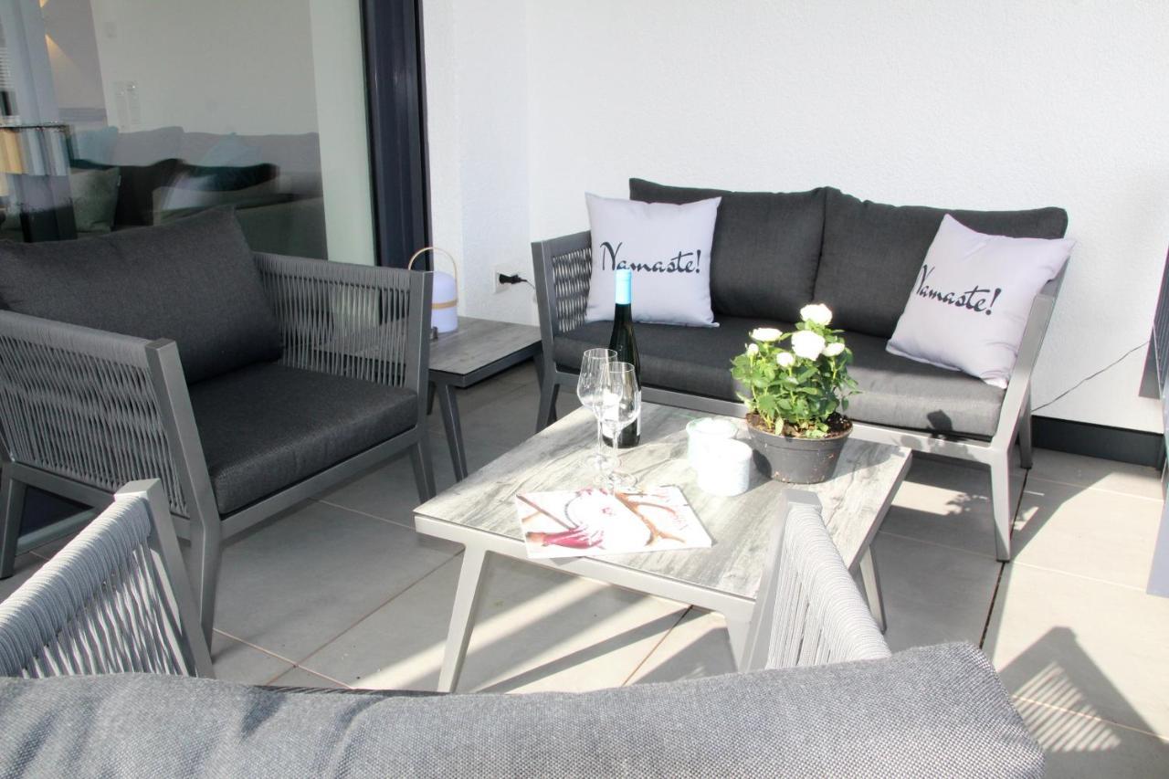 Mosel-Loggia - Luxusapartment -Terrass - Klimaanlage ترابن ترارباخ المظهر الخارجي الصورة